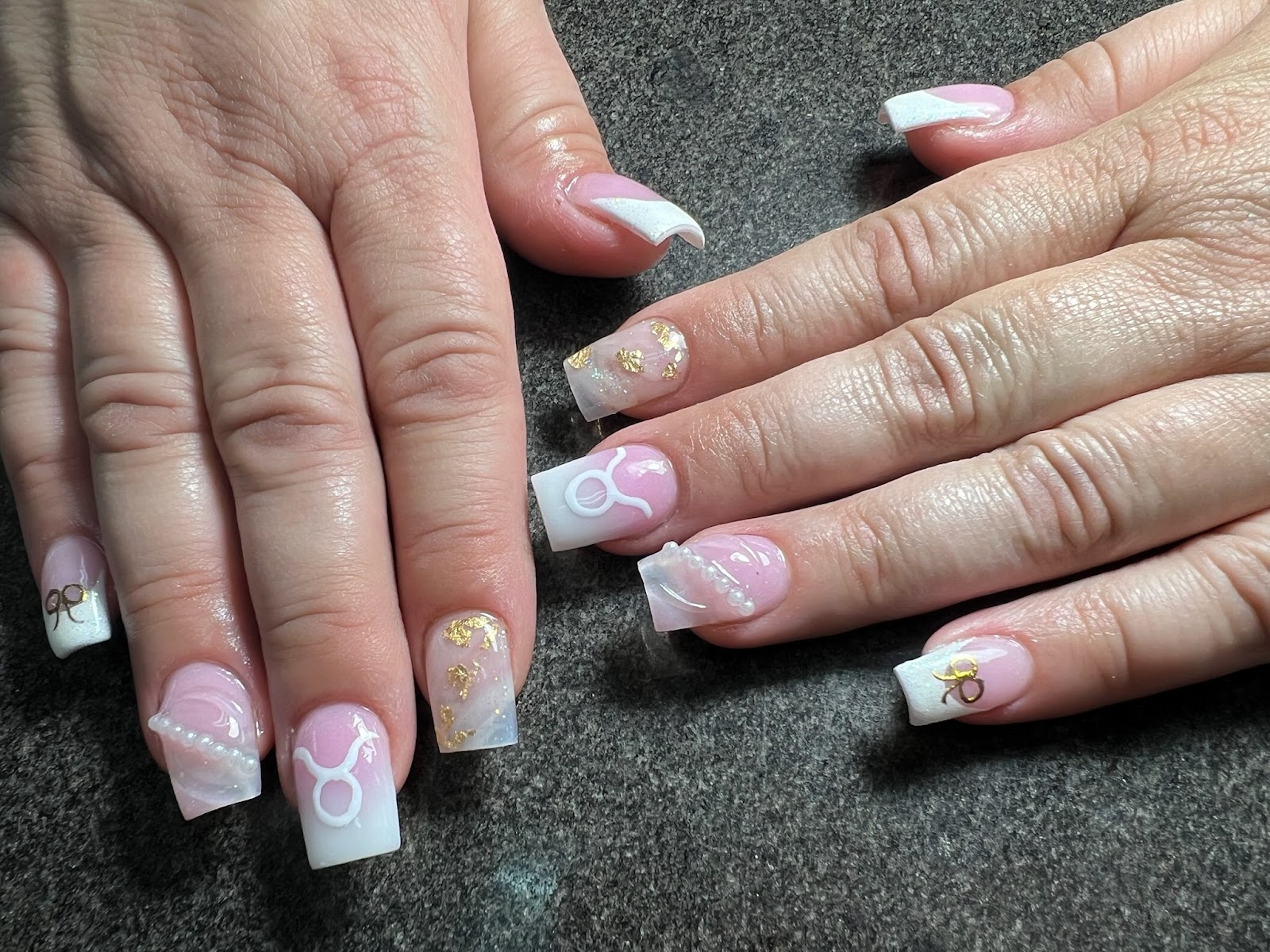 Nails Expo logo